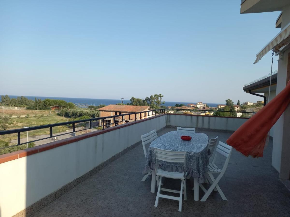 Appartamenti Giusi Con Giardino O Veranda Madonna della Catena Room photo